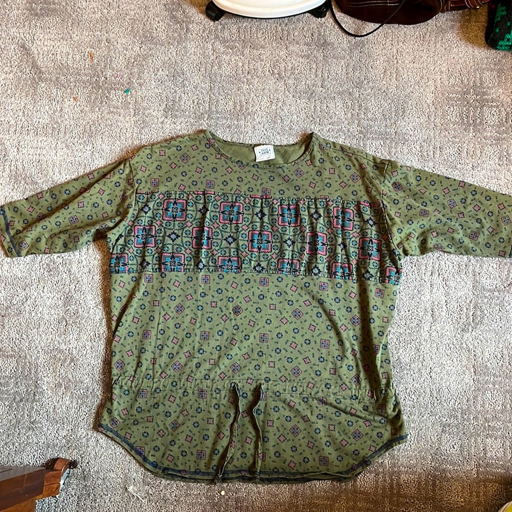 Vintage 90’s David Wayne Tee Top. Medium